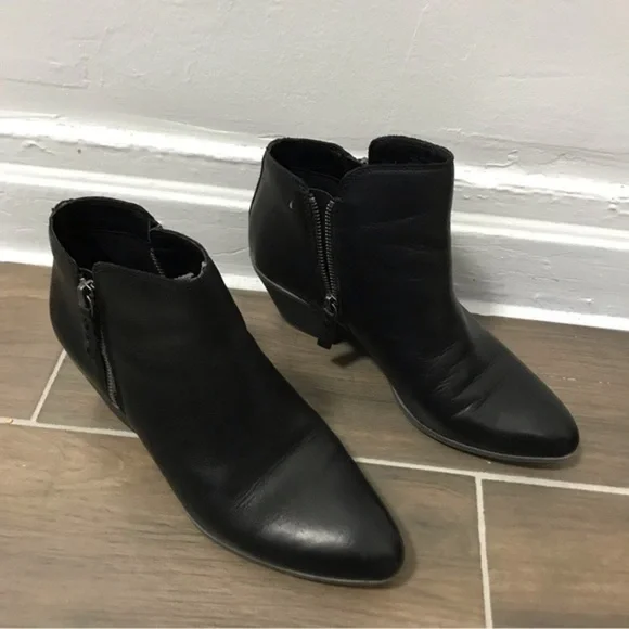 FRYE Judith Zip Bootie Leather Ankle Zip Boot - Picture 3 of 6